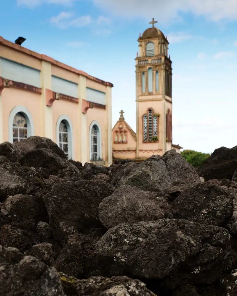 Notre-Dame des Laves Piton Sainte-Rose Réunion